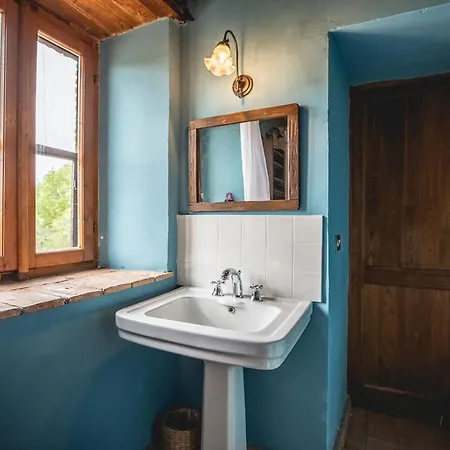 Alloggio per agriturismo Settimo Cielo *